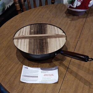 Source Unknown Cast Iron Skillet with Wooden Lid